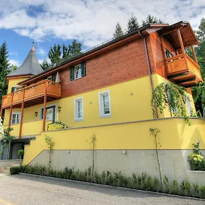 Hans Mauracher Schloessl Aparthotel